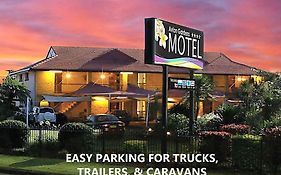 Avlon Gardens Motel